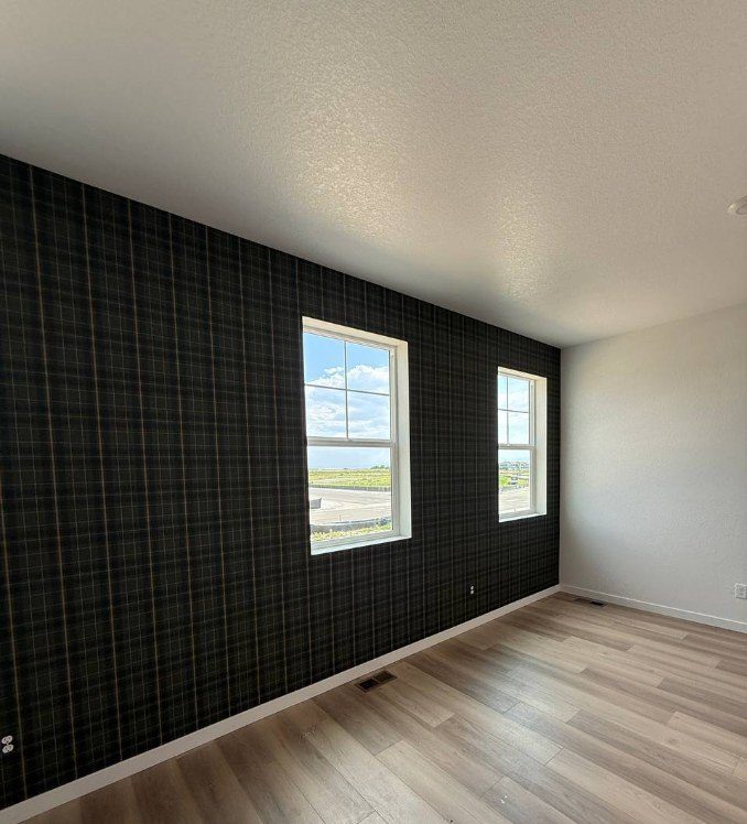 Residential Wallpaper Installation